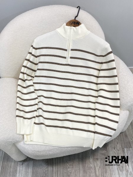 ابيض مقلم بني